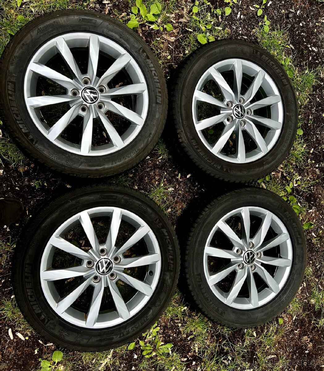 Celoroční kola VW Passat 215/55 R17 5x112 ET48