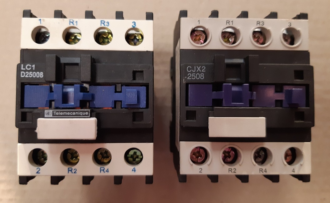 Stykače speciální přepínací, reverzační 40A/11 kW -220V50Hz