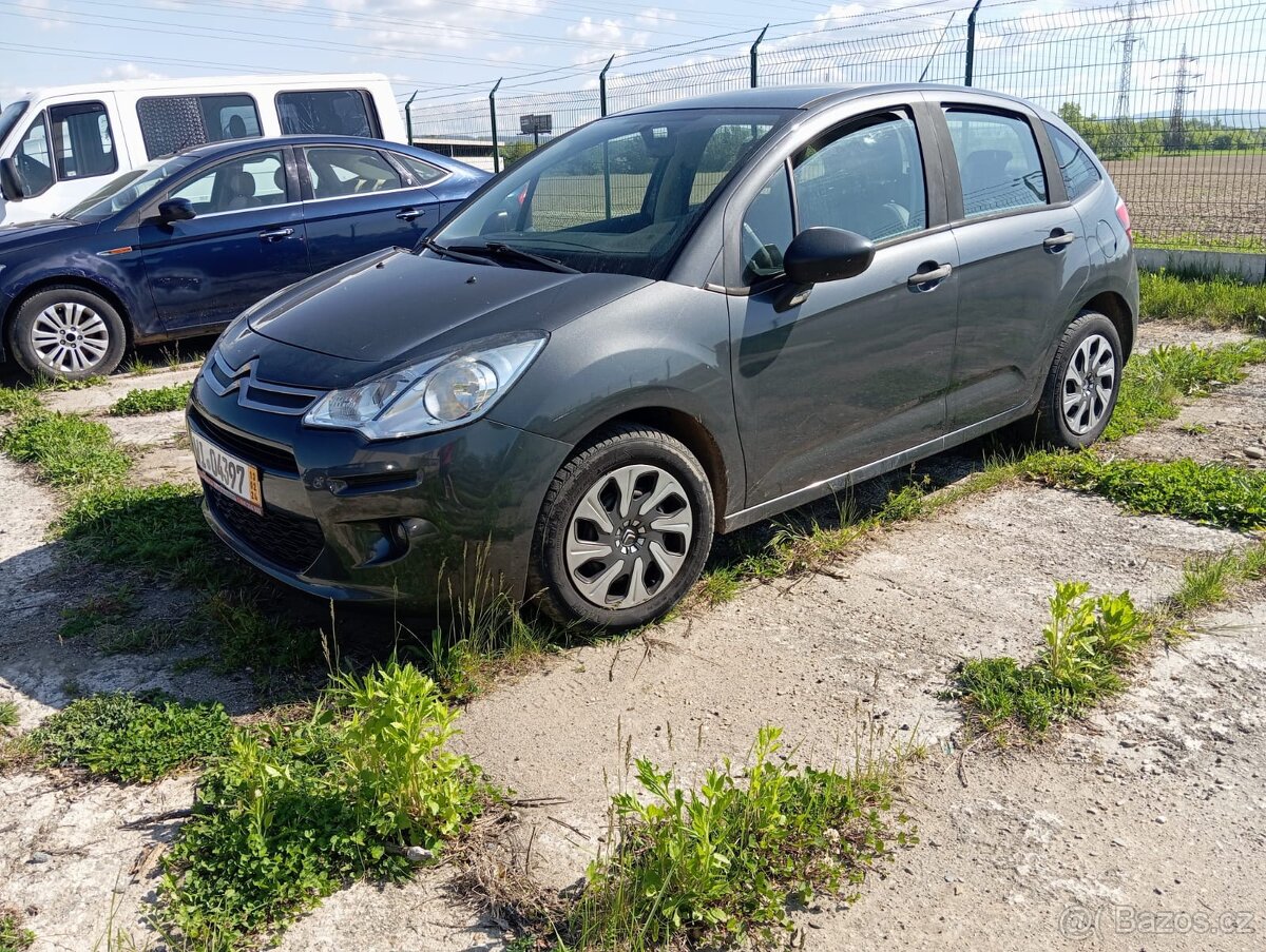 Citroen c3 rok 14 motor 1.0 vti najeto 84 z km
