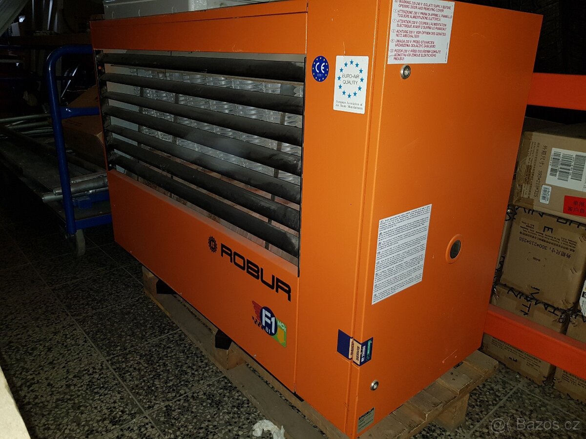 ROBUR F1 81 70kW plynové topidlo