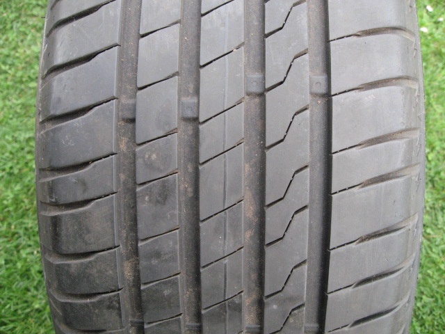 PRODÁM LETNÍ PNEU 215/55R16 FIRESTONE ROADHAWK 97W 4ks