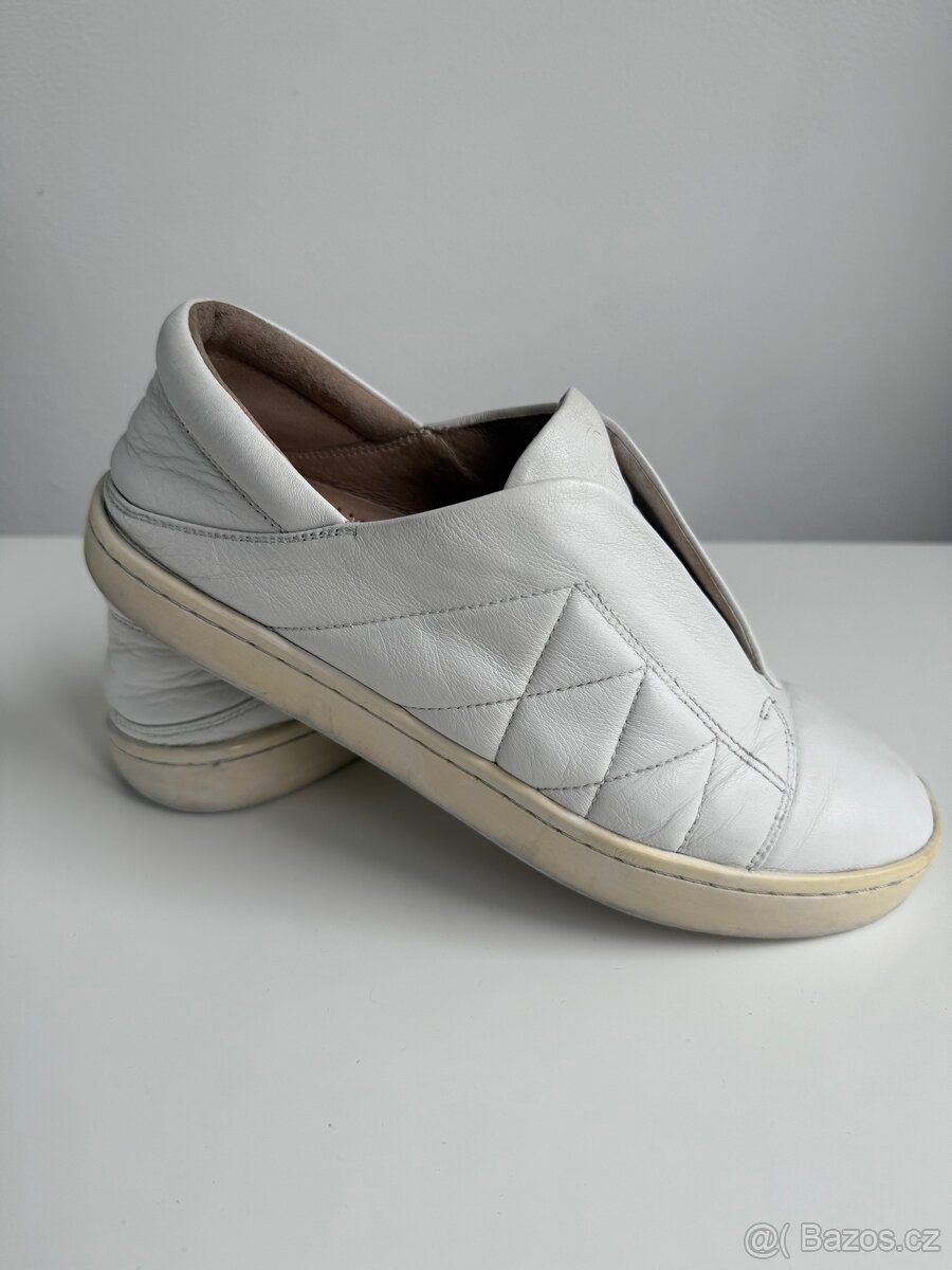 Prodám kožené dámské sneakers, vel. 39 – pohodlné