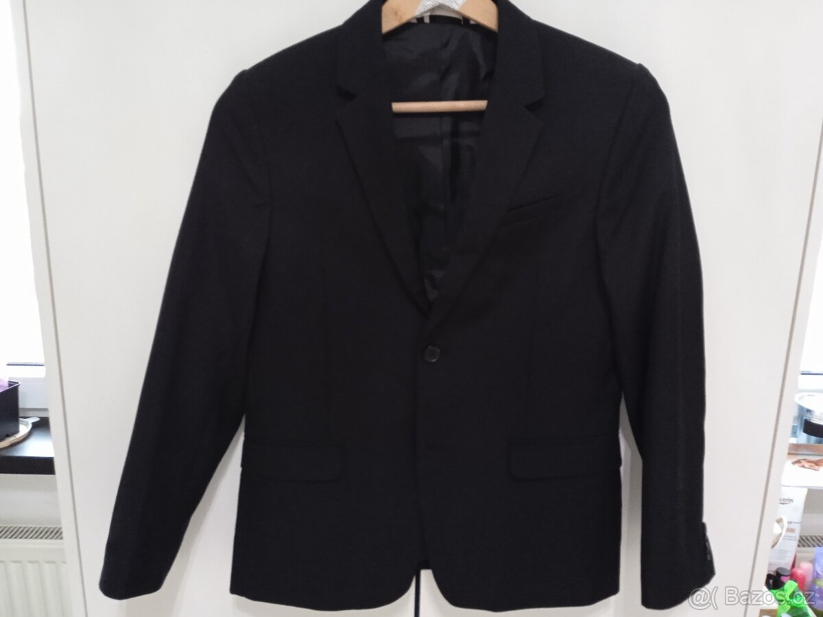 CHLAPECKÝ OBLEK 146 H&M