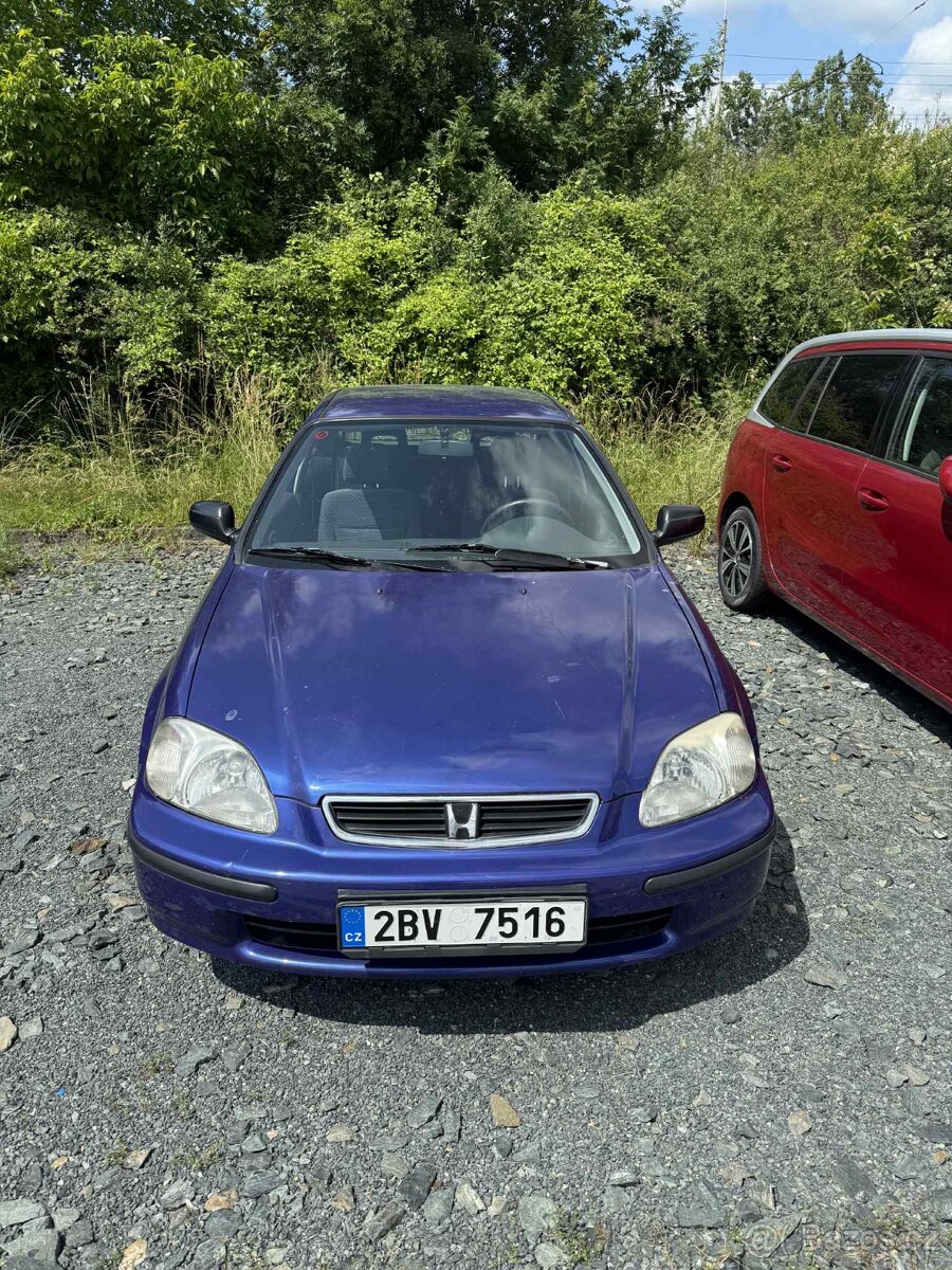 Honda Civic 1.4iA 6G