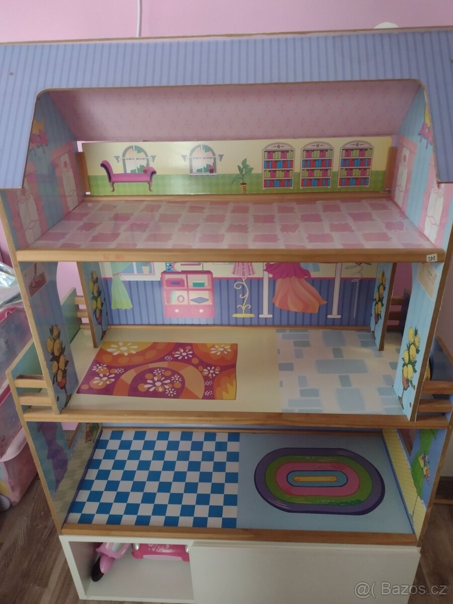 Domeček pro barbie