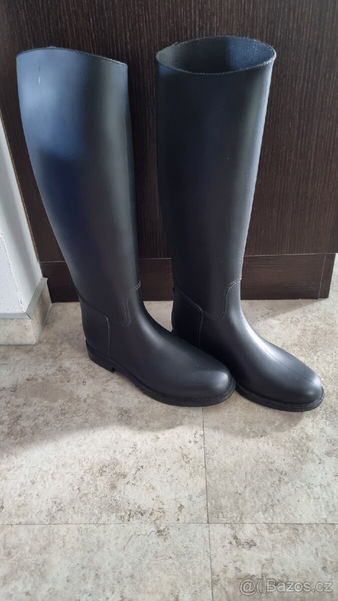 Jezdecké boty nové 37