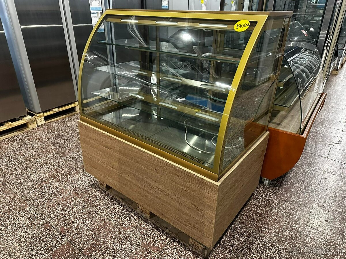 Cukrářská vitrína Juka