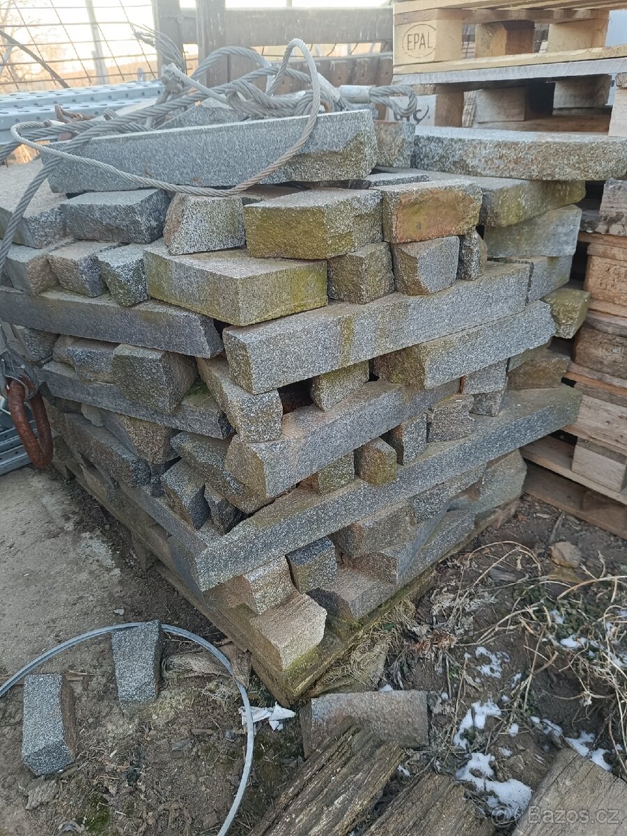 Žulový kámen