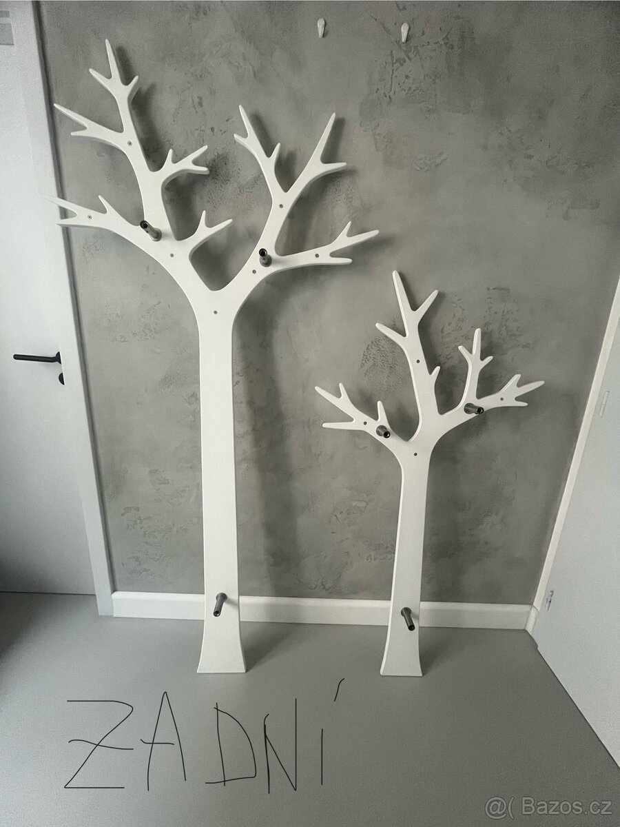Designove vesaky na zed