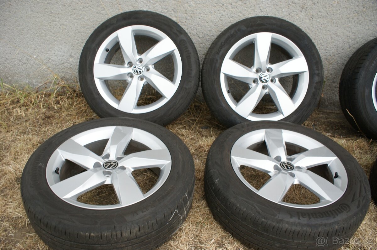 krasna alu 17 VW nebo Skoda Seat Audi letni pneu 205/55R17