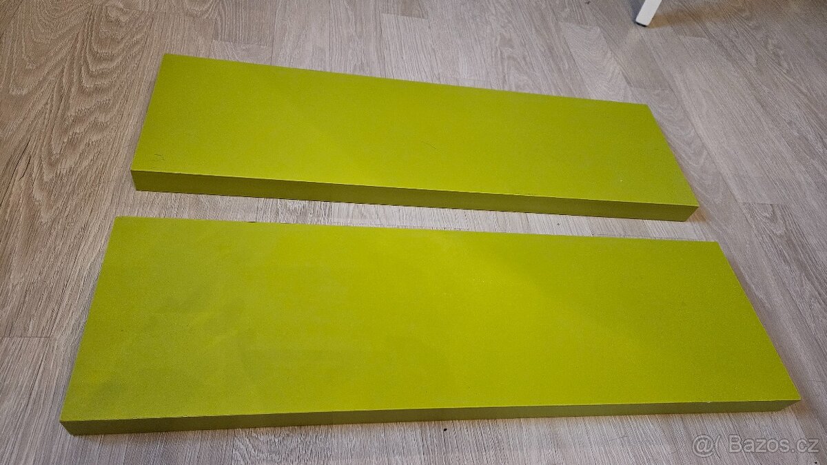Police se skrytým kováním IKEA LACK (zelené)