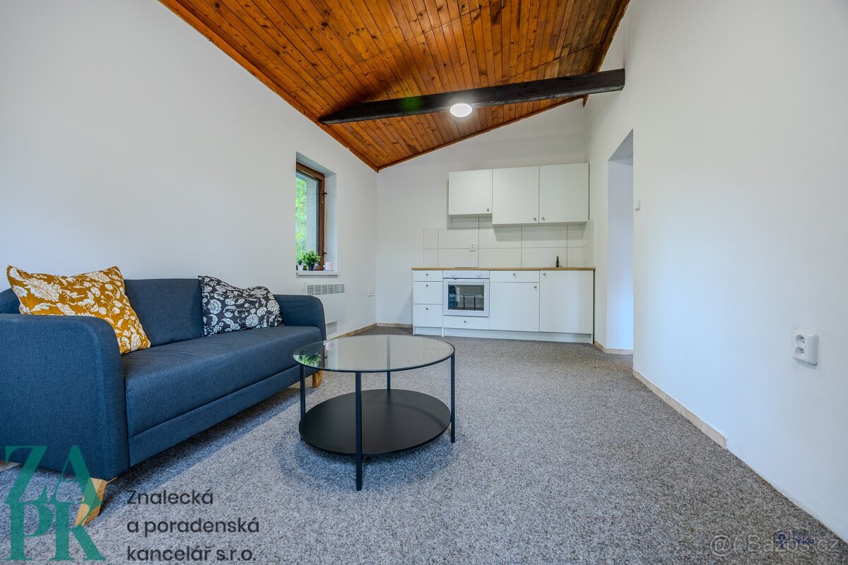Chata 2+kk k trvalému bydlení, pozemek 270 m² – klidné části