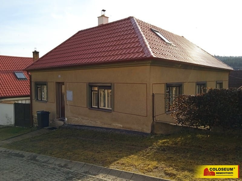 Pronájem rodinného domu 110 m², Ostrov u Macochy