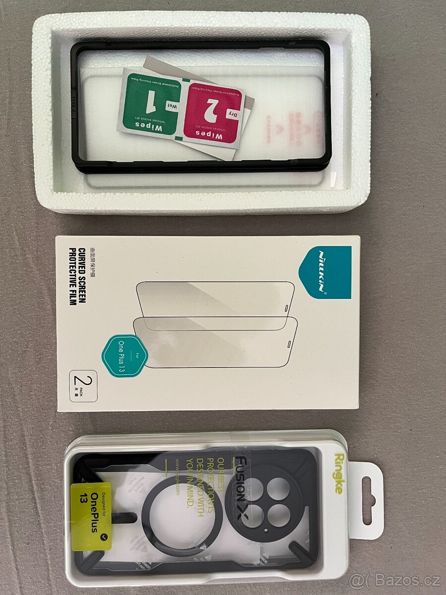OnePlus 13 (ochranná folie Nillkin, Ringke Fusion X Magobal)