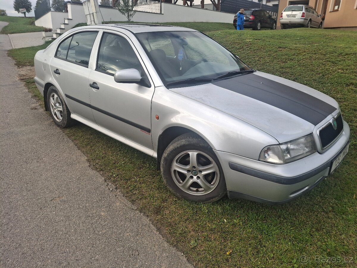 Škoda Octavia 1.6 GLX