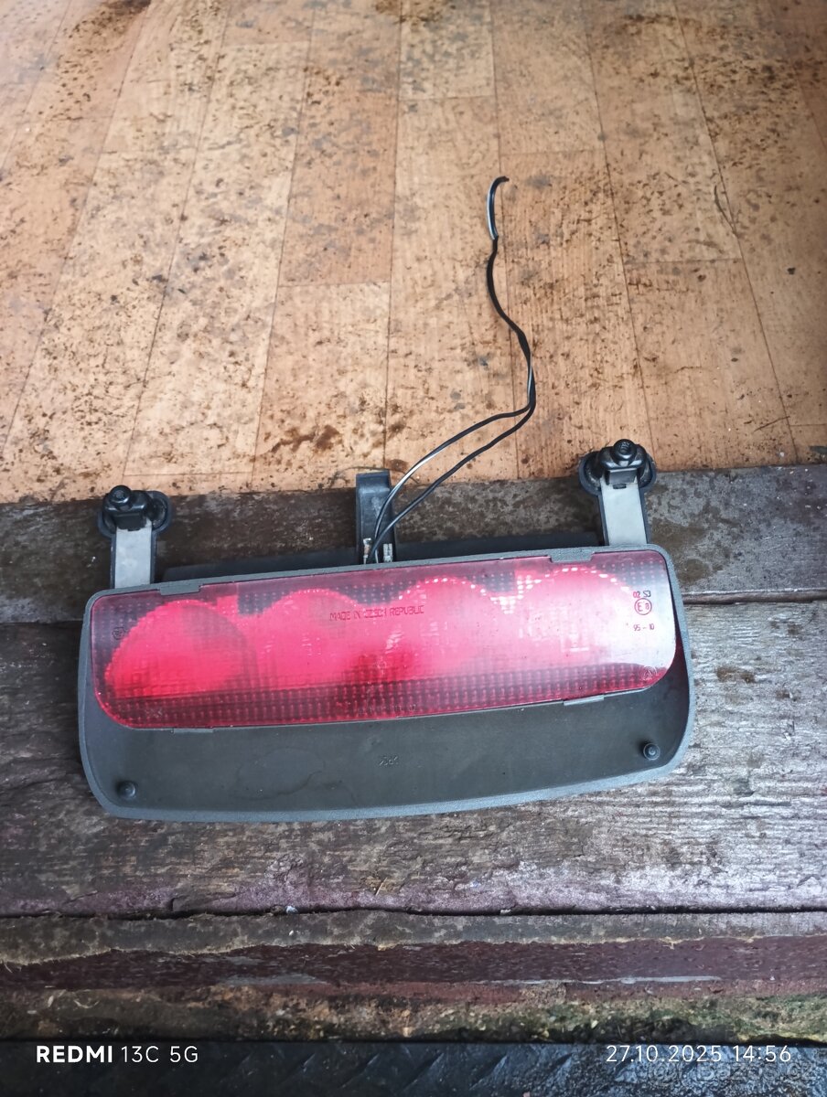 Brzdové světlo Felicie