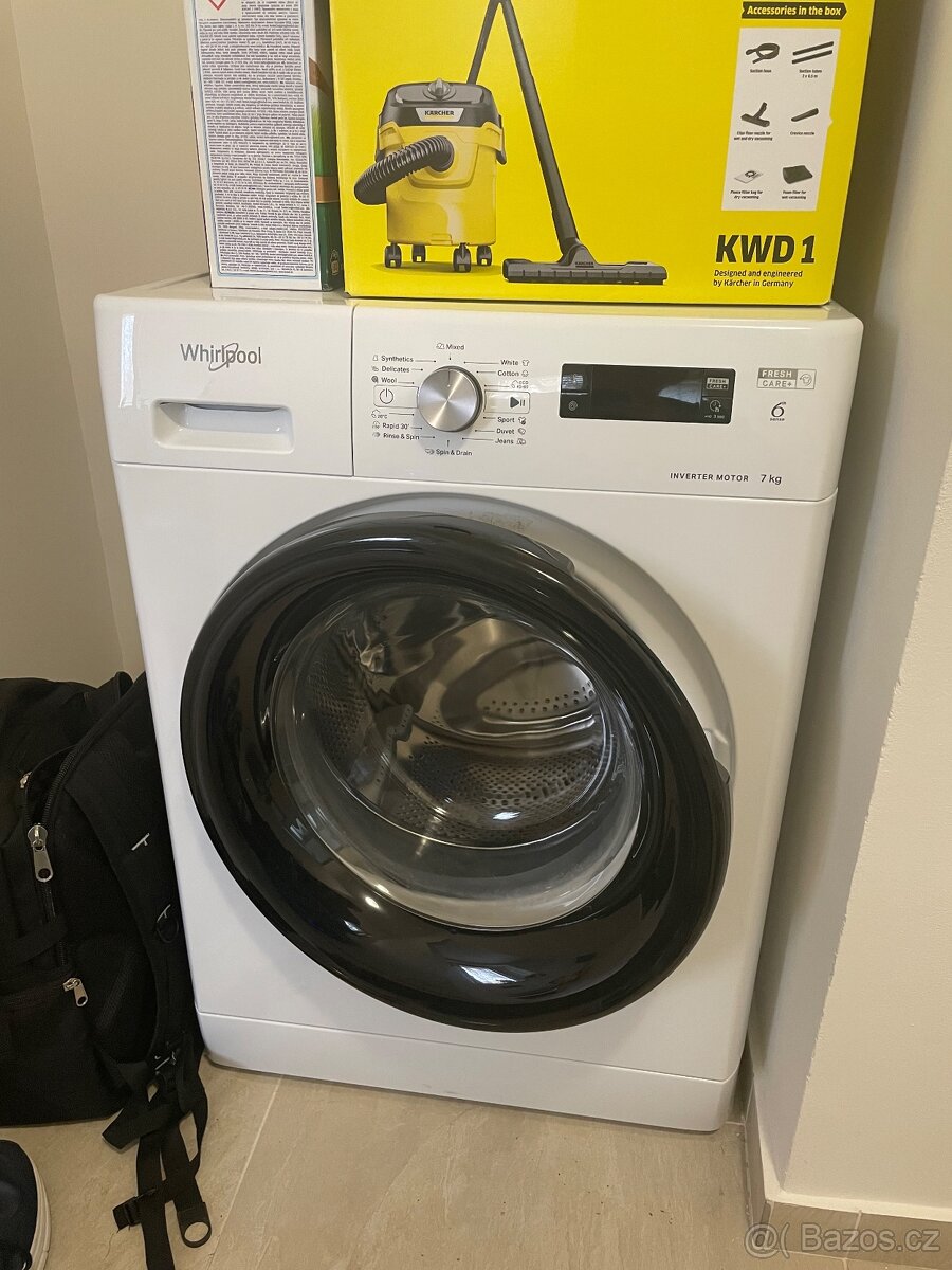Pračka Whirlpool