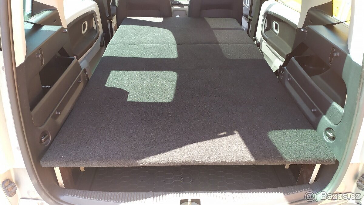 vestavba škoda roomster