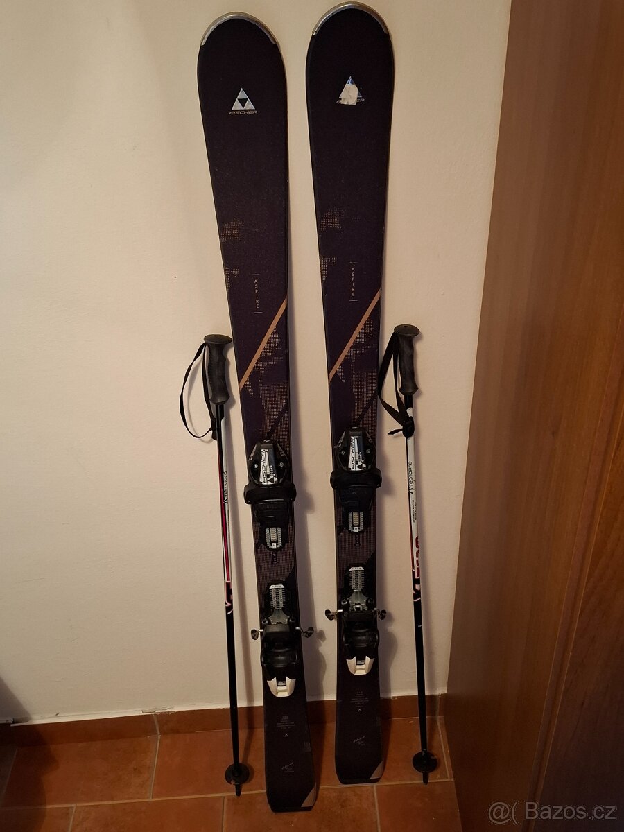 Dámské lyže Fischer Aspire, lyžařské boty Atomic