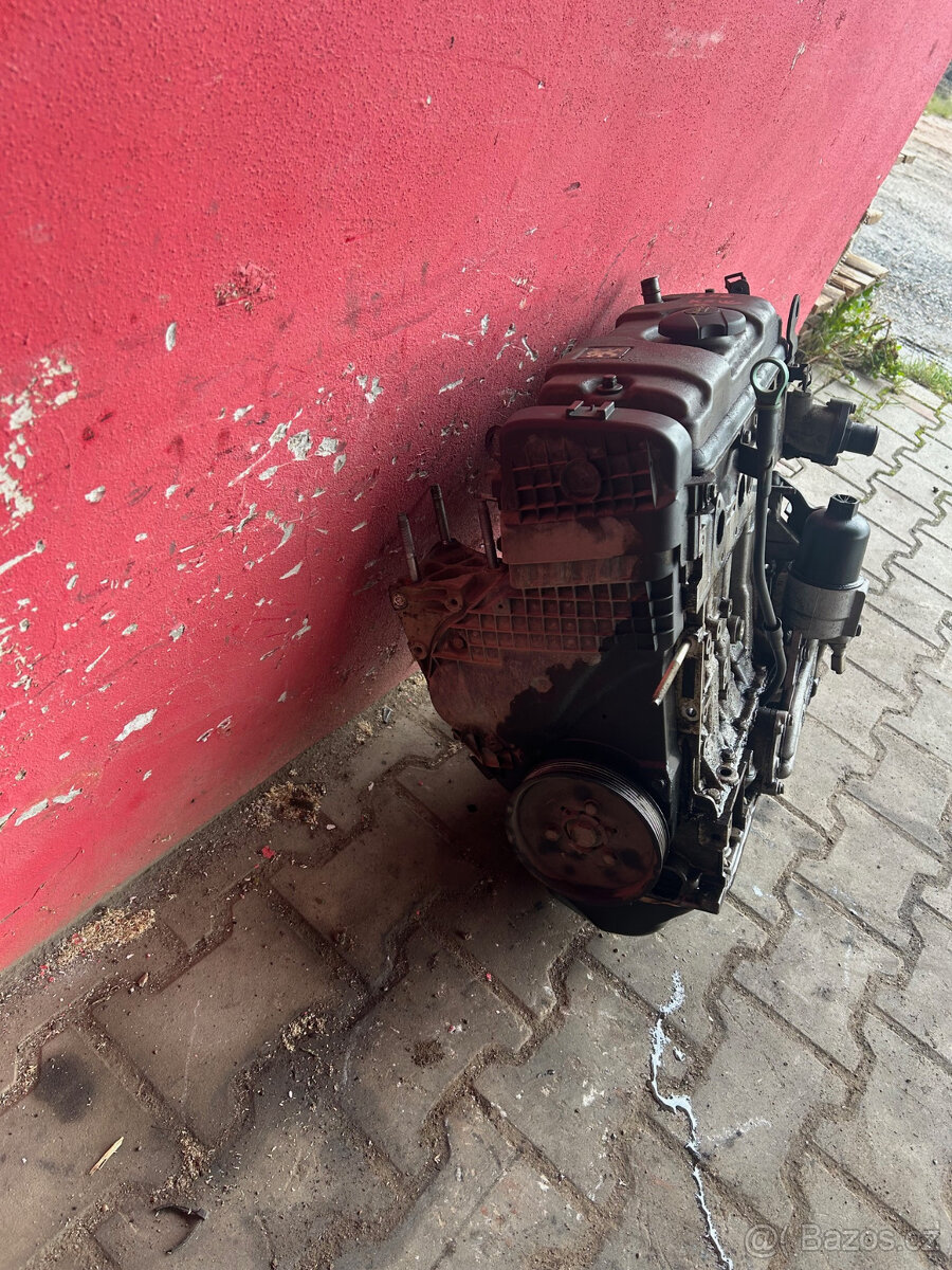 Motor 1,4 8V KFW 55KW Peugeot 206 prodám