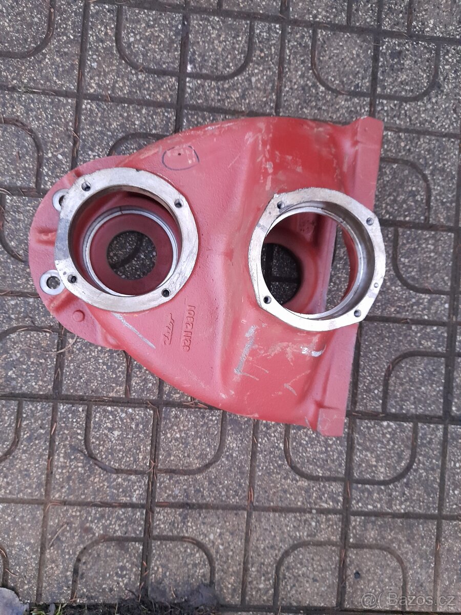 Nový portál na Zetor UŘI od řady 6211