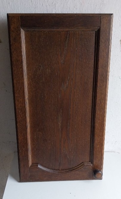 Dvířka ke kuchyňské lince