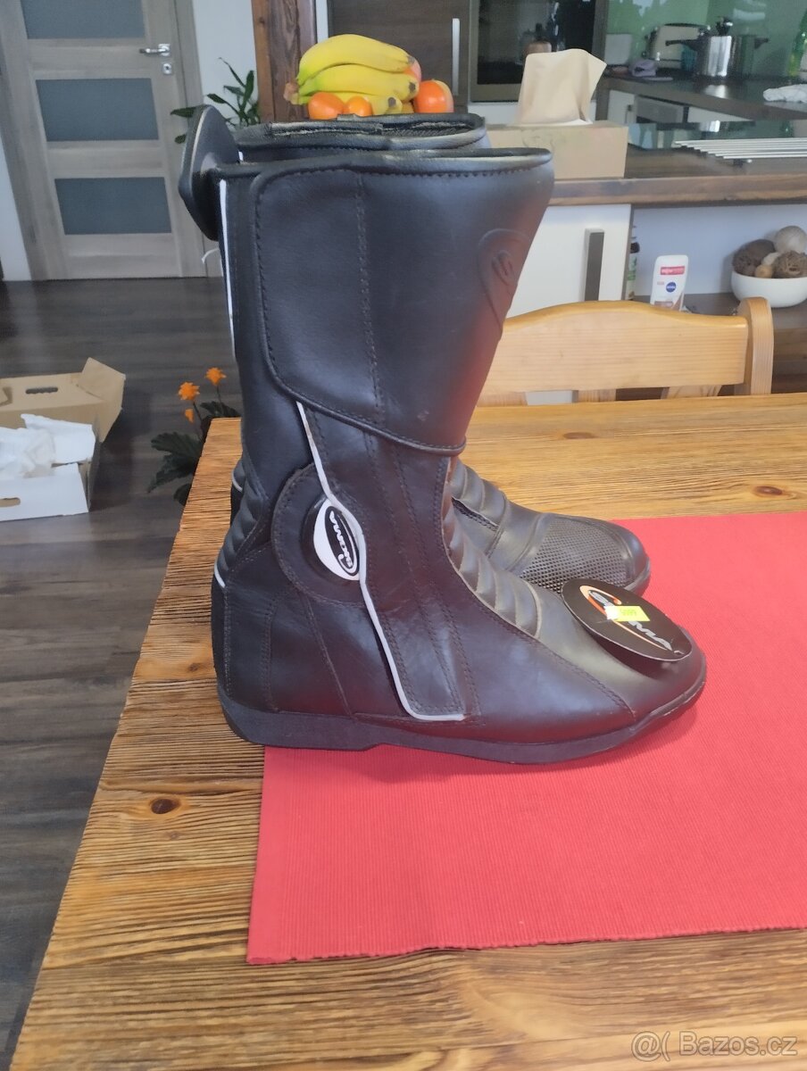 Dámské boty 37