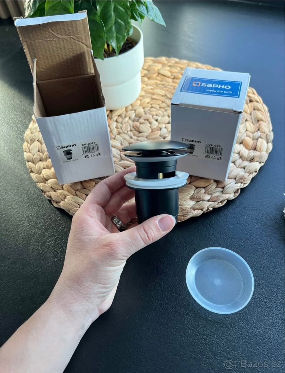 Sapho Umyvadlová výpust, click-clack 5/4, černý CV1007B