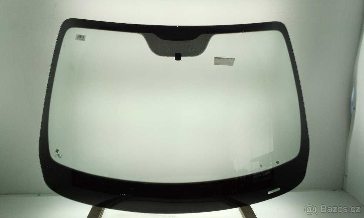 Renault Twingo čelní sklo