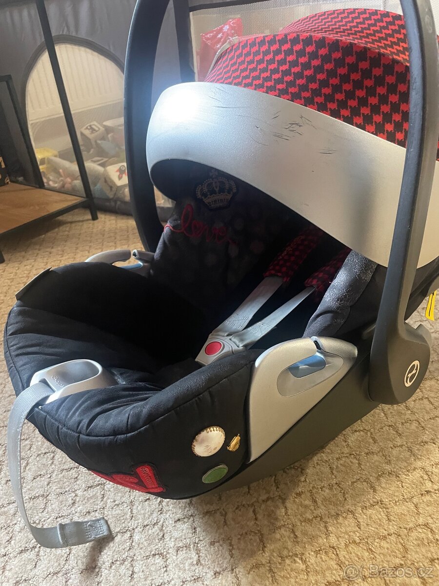 Dětská autosedačka Cybex Cloud z-isize Rebellious