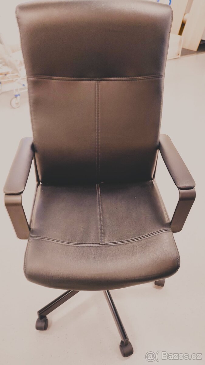 Kancelařská židle Ikea