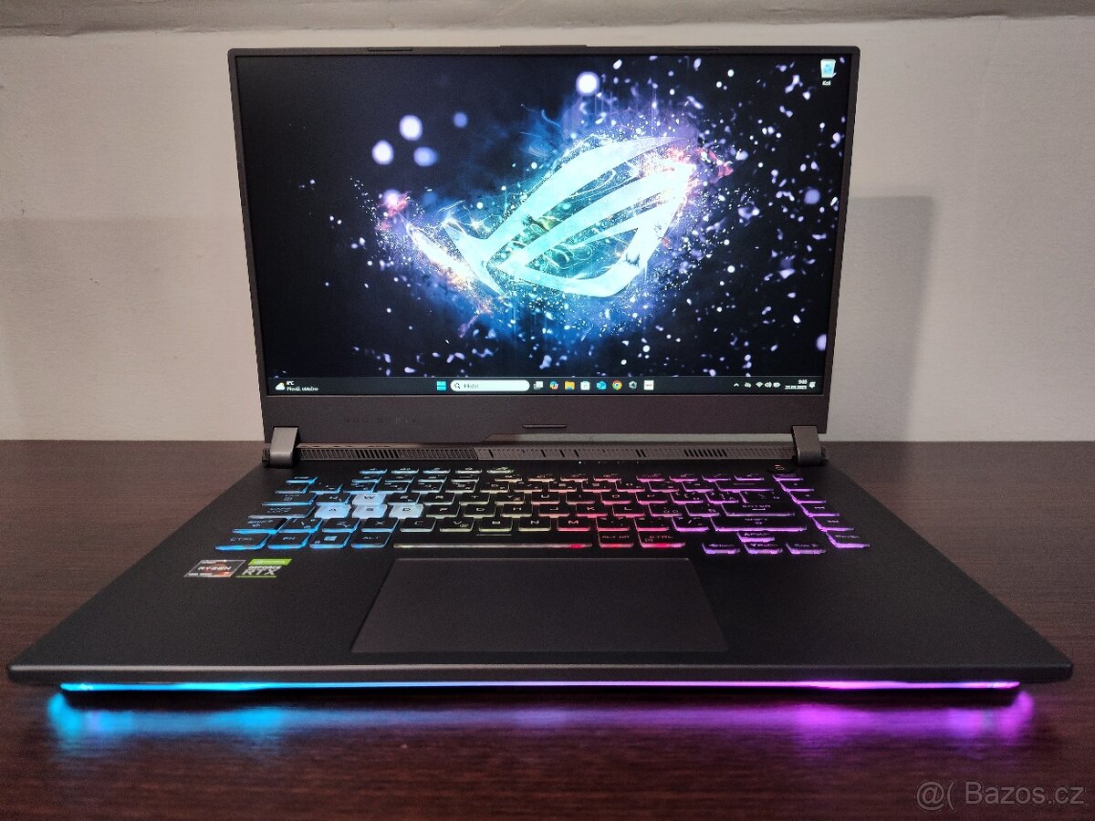 Herní Asus ROG Strix G15,AMD R7-8Core,RTX 3050ti,TOP stav.