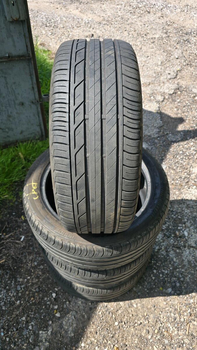Prodám 4x letní pneu Bridgestone 225/45 R17