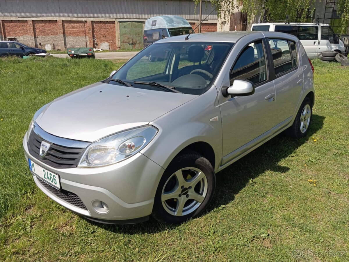 Dacia Sandero 1.4 mpi nová STK
