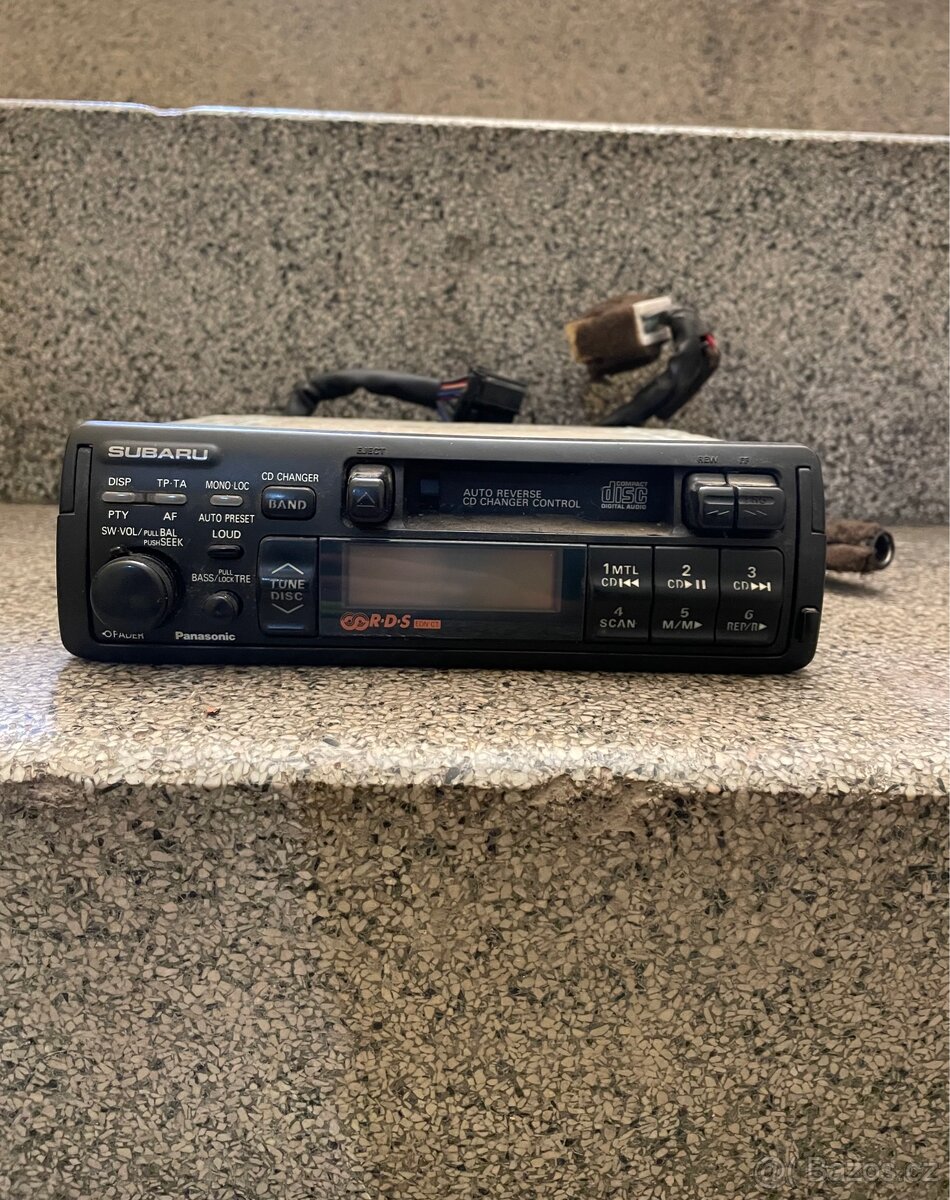 Subaru rádio 86201FA090