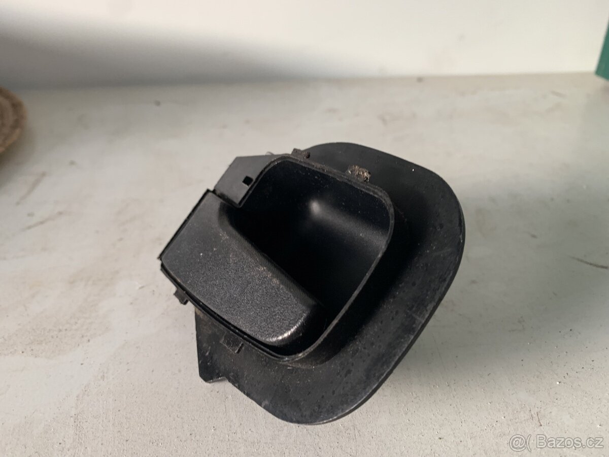 Řidičova klika BMW E36
