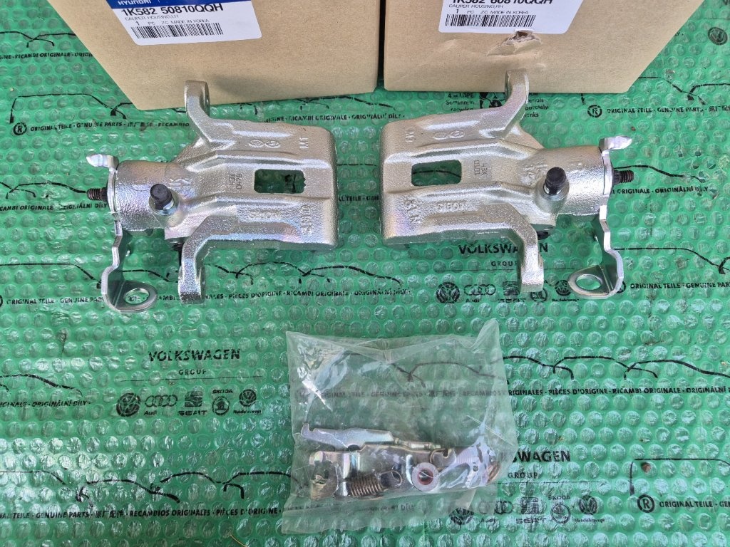 zadní brzdiče (pár - levý + pravý) Hyundai IX20 (1K58250810Q