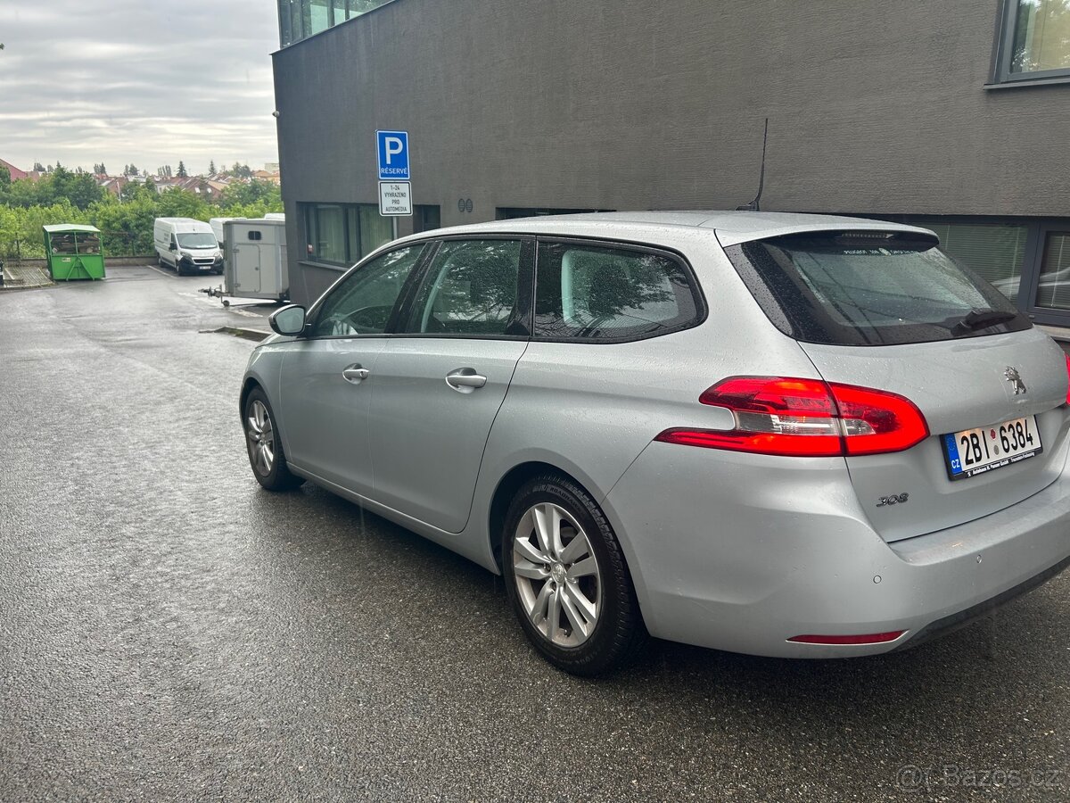 Prodàm Peugeot 308 1.6 85 kw 2014