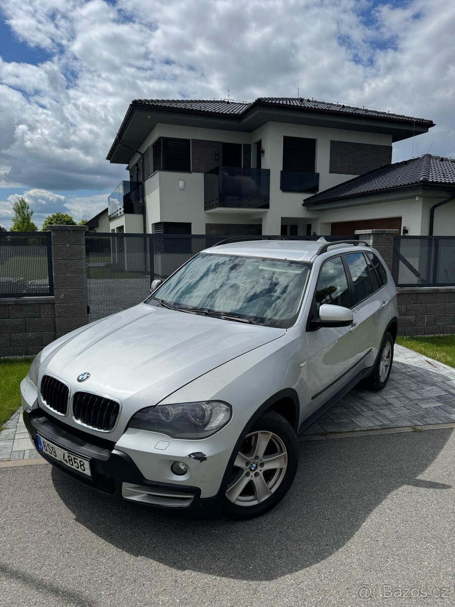 BMW X5 3.0D xDrive –Na SPLÁTKY bez registru