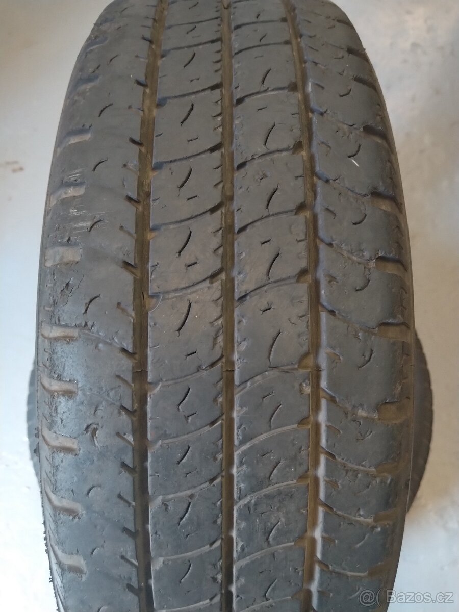 2x GoodYear 195/65 R16 C. 100/98 T.