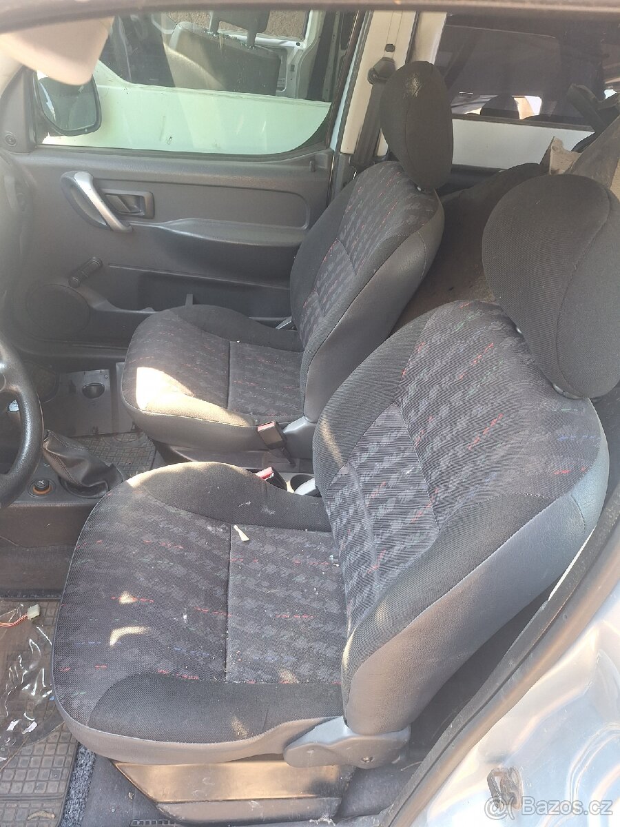 Sedačky Peugeot Partner Citroën Berlingo