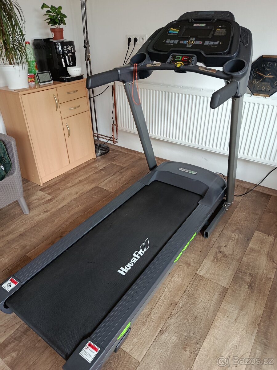 Běžecký pás HouseFit