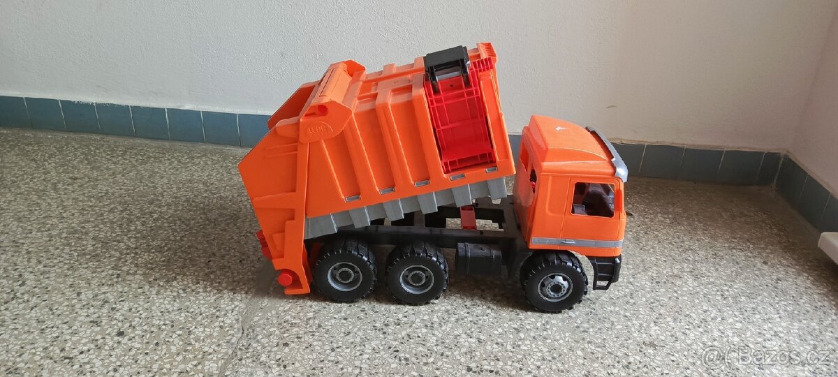 Popelářské auto LENA Mercedes - oranžová