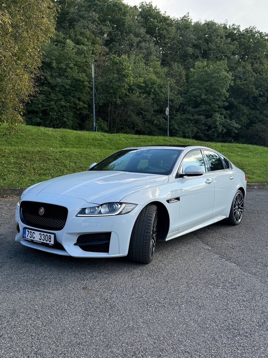 Jaguar R-Sport XF 3.0 Diesel Top Výbava, perfektní stav