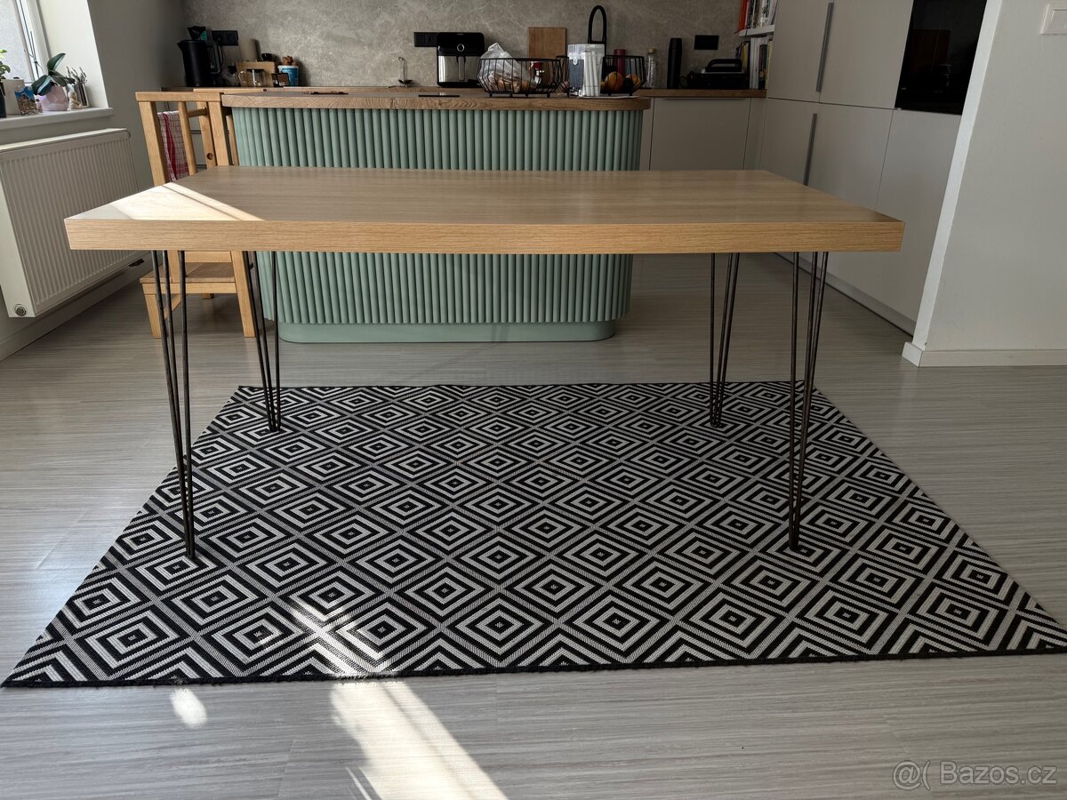 Moderni jidelni stul 150 x 80 cm