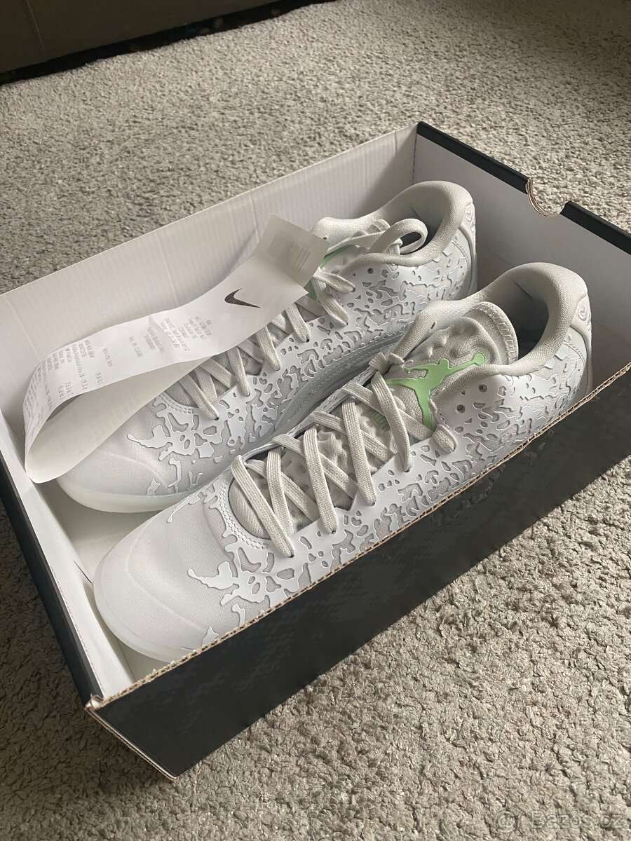 Nike Jordan Zion 3 white/vapor