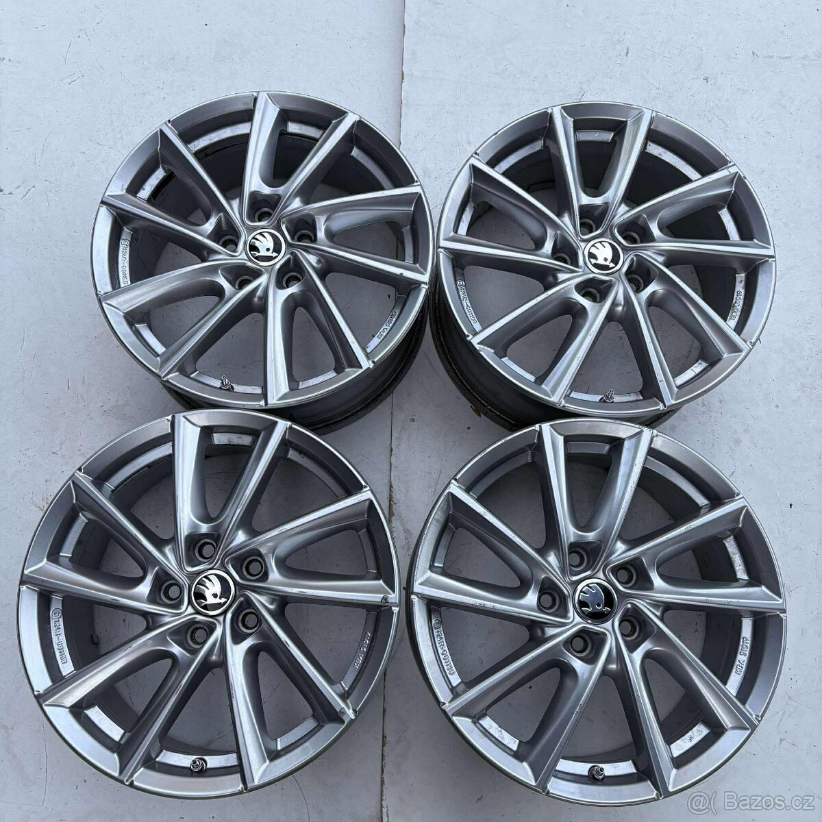 ALU KOLA ŠKODA OCTAVIA KAROQ SUPERB 17" ET52