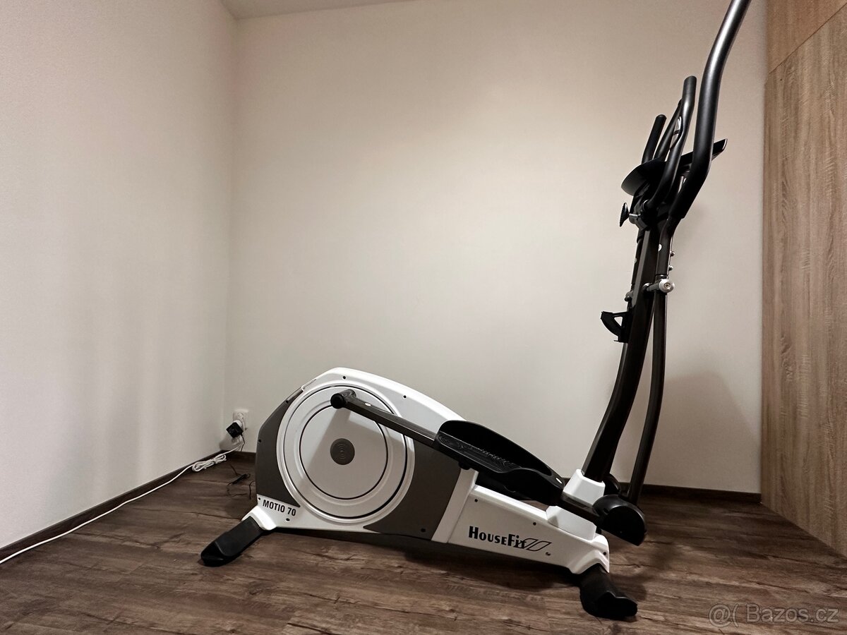Eliptický trenažér Housefit Motio 70