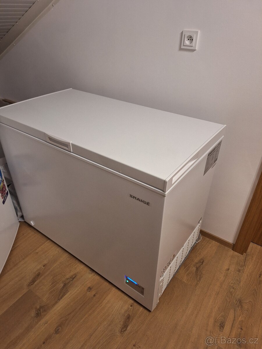 Pultový mrazák Snaige v záruce