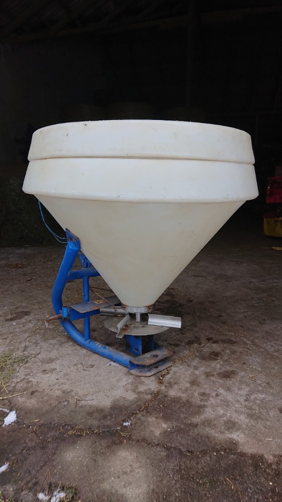 Rozmetadlo průmyslových hnojiv